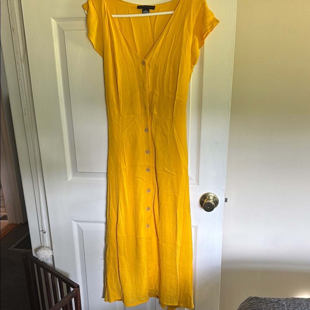 Eden Button Front Dress in Desert Marigold
SANCTUAR